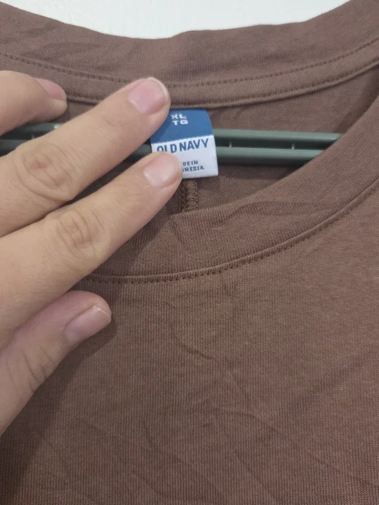 Old Navy Brown Crewneck Short-Sleeve Tee - Picture 3 of 3